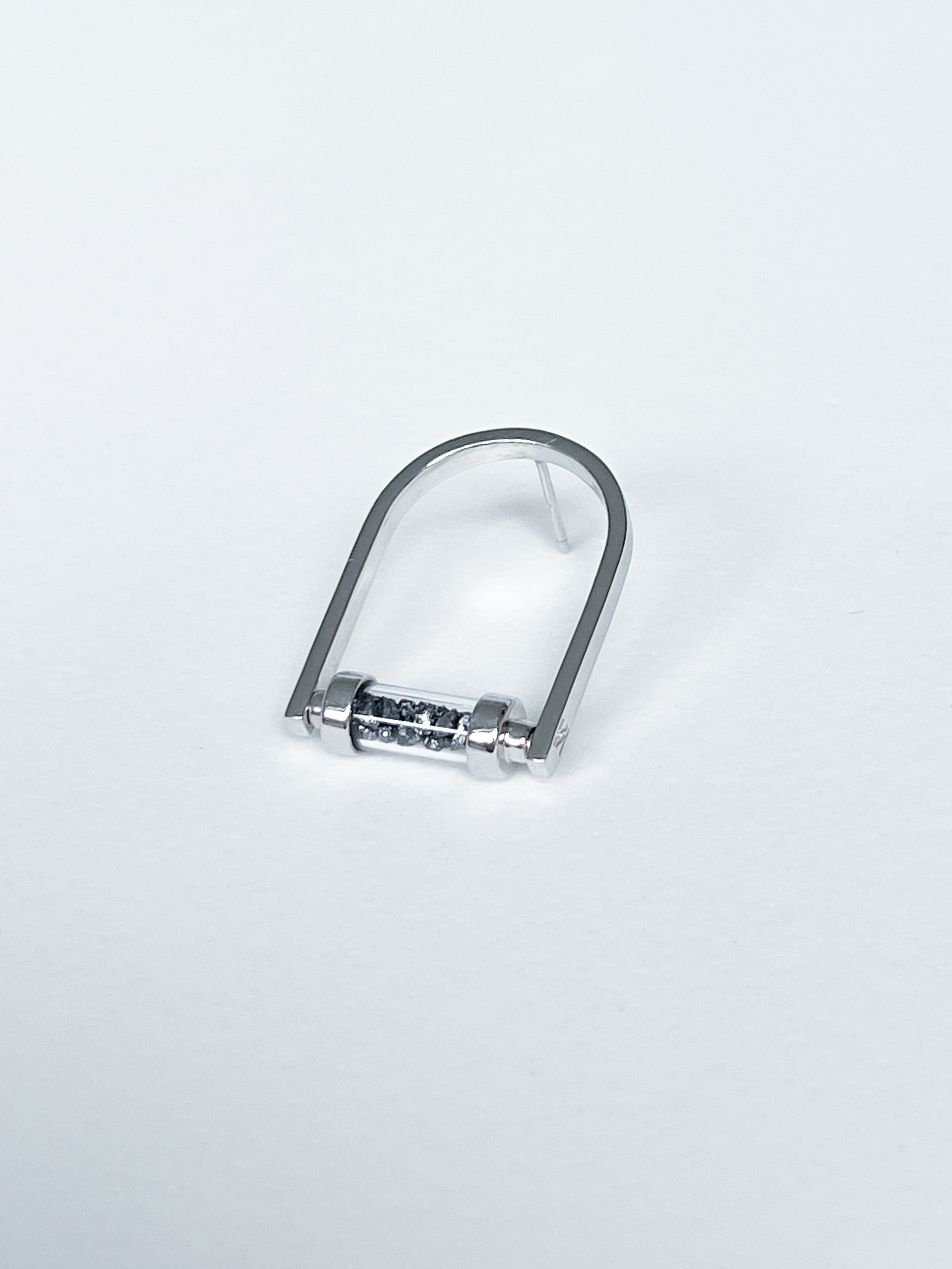 Lien Arc silver earring |rd|