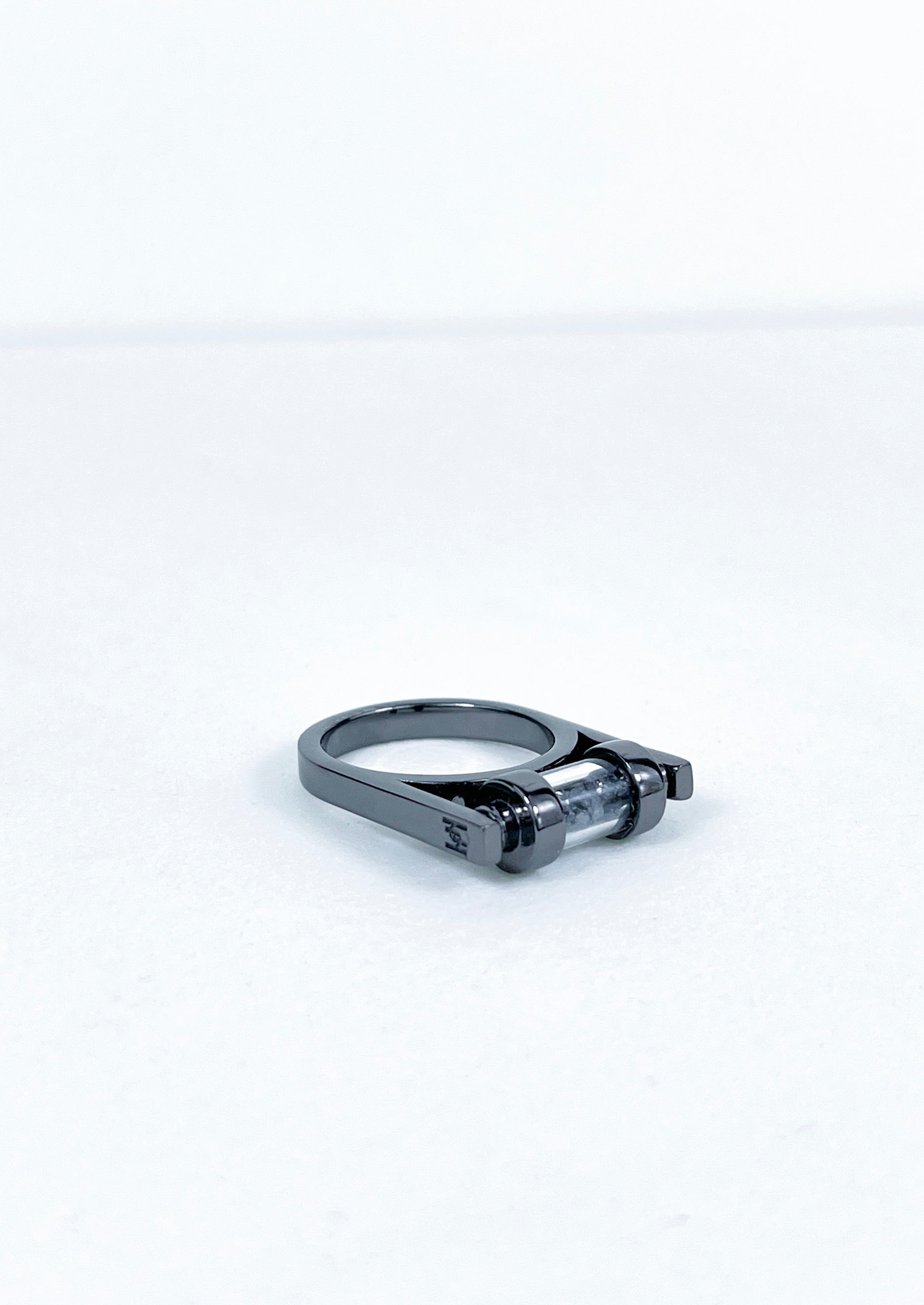 Lien Aimee black ring |rd|