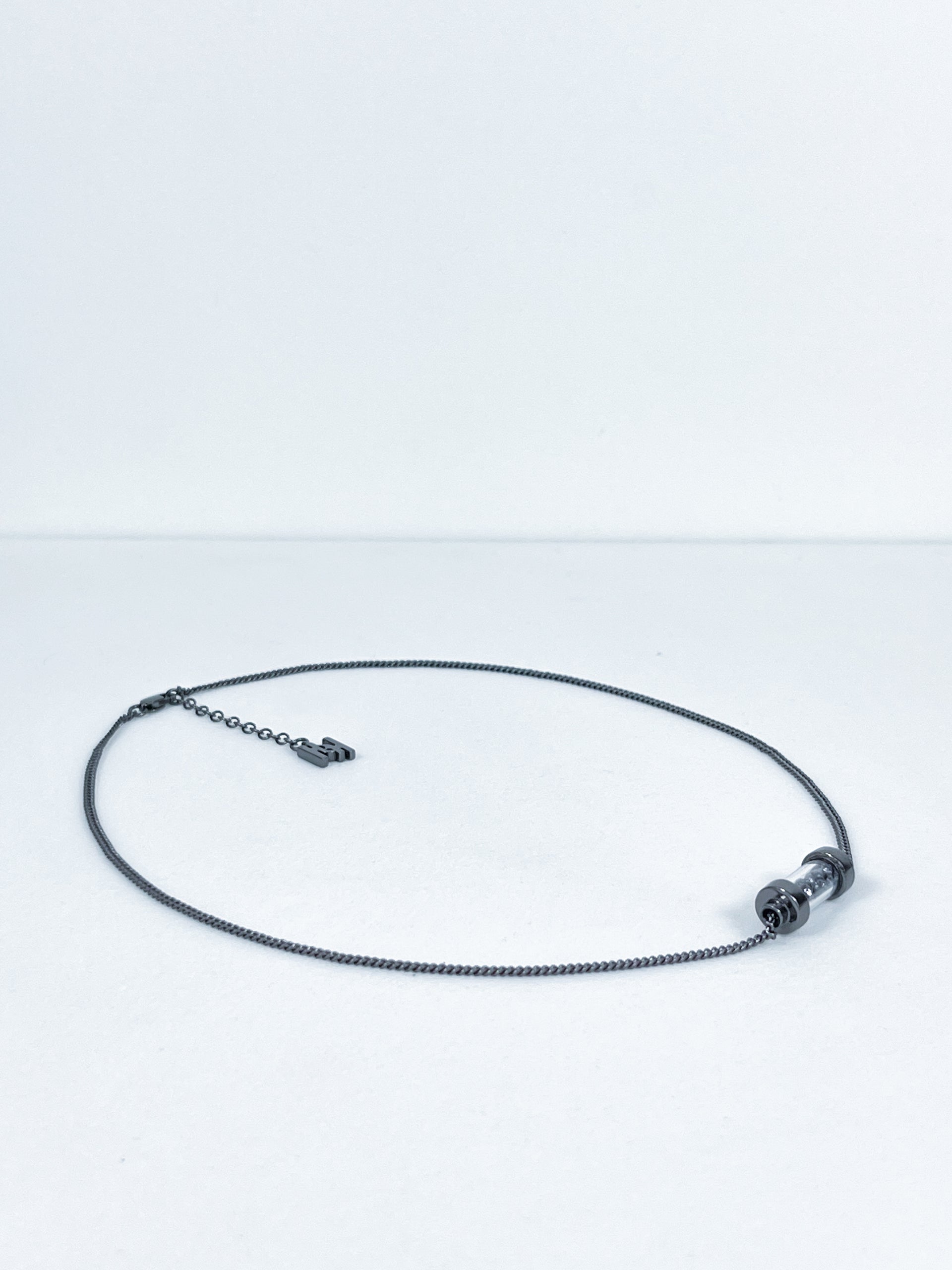 Men's Le Lienn black necklace |rd|